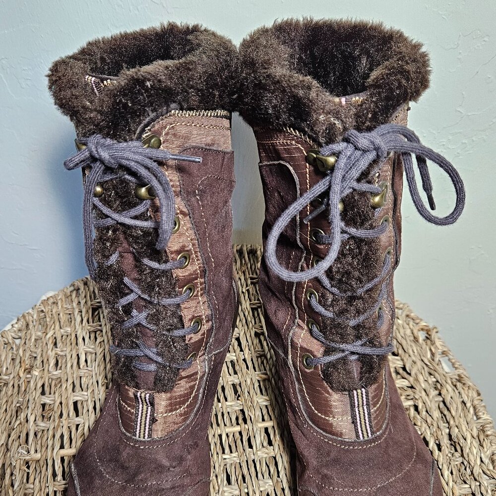 J-41  Lace Up Brown Suede Boot, Women's size 8 - Picture 8 of 8